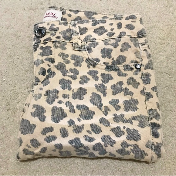 lei Denim - 🆕🖤VERY CUTE LEOPARD PRINT LEI JEGGINGS NWOT🖤🖤